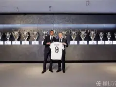 开云官网-尤文图斯国际米兰欧冠相互胜负关系研究