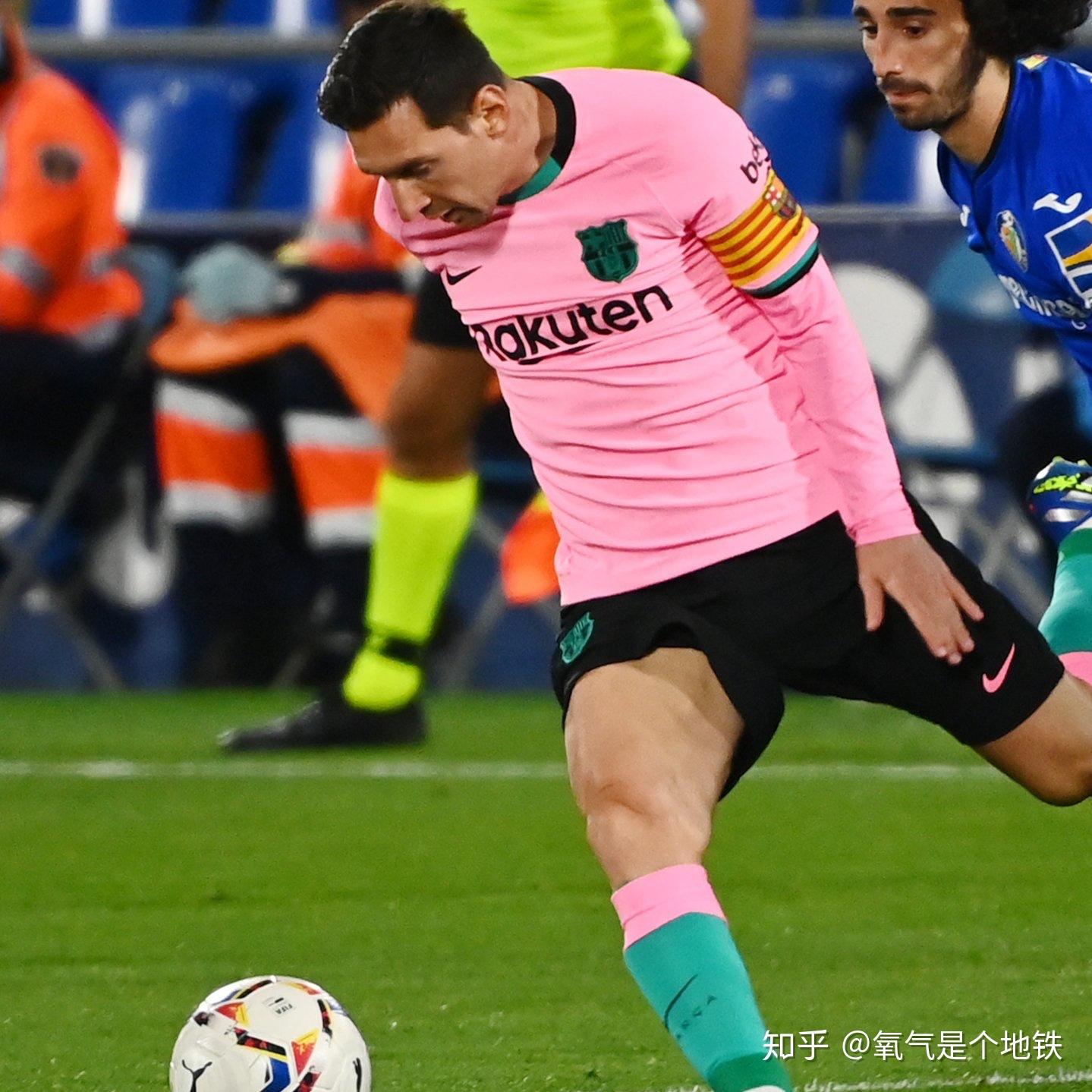 从达拉斯独行侠国际比赛日回应争议到今晚克里夫兰骑士伤情更新，Karsa爆冷击败曼联